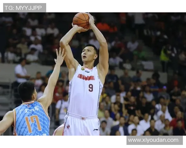 易建联带伤带领广东宏远逆转北京首钢，豪取五连胜霸占积分榜第一位置