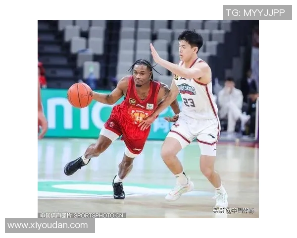 深圳马可波罗队与外援约翰逊解约：重组之路迎来新篇章